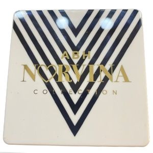 NWT Anastasia Beverly Hills Mini Norvina Pro Eyeshadow Palette Volume 1